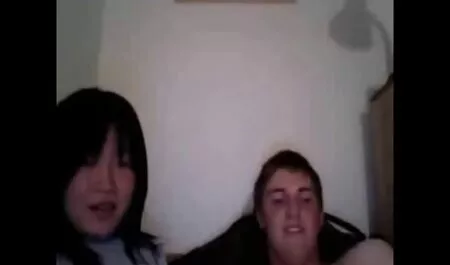 Trẻ Tinh thức dậy phim sex nhat ban hd moi nhat một chàng trai, và âm hộ của cô.