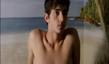 Negritoska đưa những đồ vào hậu môn, và vuốt ve cô gái với ngón tay sex nhật bản hd của cô.