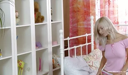 Anh chàng chiên khiêu dâm trên video sex nhat khong che ghế
