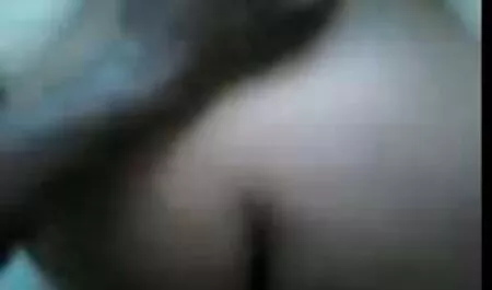 Cô tai phim sex nhat gái đến để phỏng vấn cho nhóm.