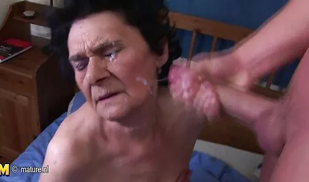 Rồi sau đó của mẹ anh ta dễ dàng và đương nhiên, và sau đó đắm kêu gọi anh tham gia vào một bình tĩnh sex vietsub hay nhat và bạo lực tình dục trước máy quay.