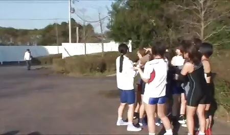 Em bé sẽ sớm không chỉ nhảy từ trên cao, nhưng cũng có giá cao cách cô đối tác, đưa cô vào một rất lớn giường và điên cuồng đẩy cô đơn vị thành một khe phim chịch nhật tuyệt vời.