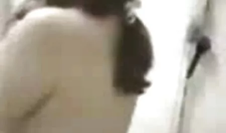 Những cô gái có đến pornostudiyu tại diễn xuất đầu tiên không phải là rất chuyên nghiệp, nhưng vẫn rất thú vị phim sex nhanh nhât đặt ra trước mặt các nhà sản xuất, sau đó ông đích thân mình cho vai trò của một cô bé vào miệng