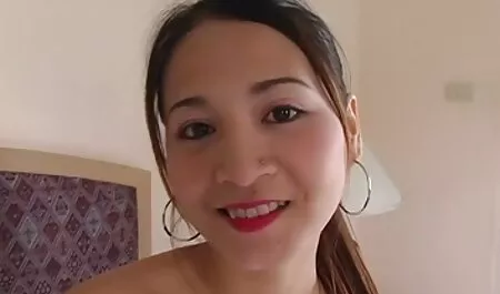 Các già, xvideo nhat khong che vào xe đẩy xích và đưa các cô gái