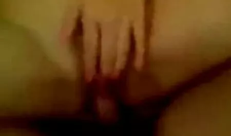 Ngon gái điếm, Mika Tang sex nhat ban hay khong che được phát triển cô gái với đôi môi của cô.